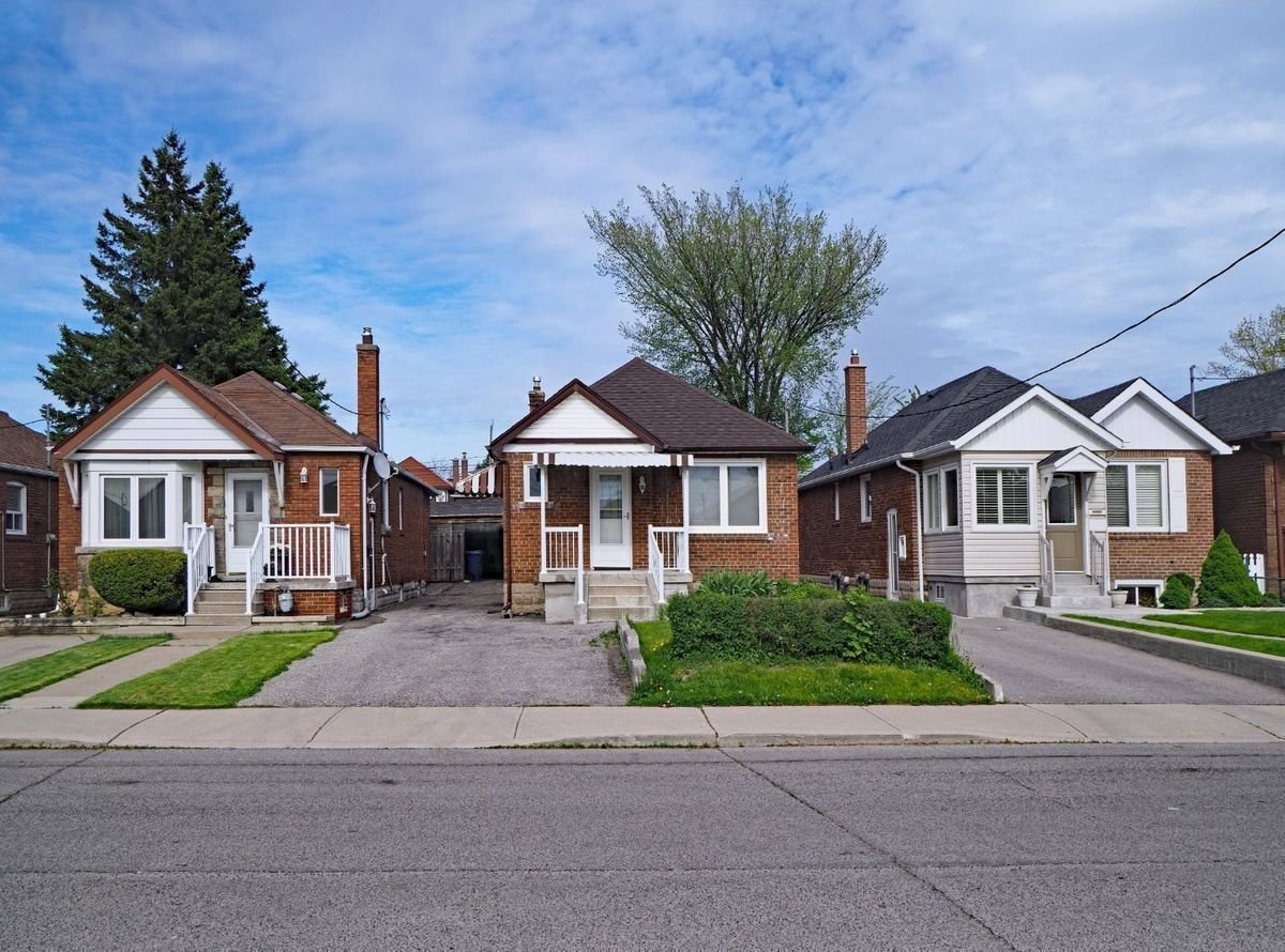 Row House Design